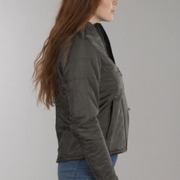 NWOT Revit Womens Core Baselayer Olive Biking Jacket Sz XL - Picture 2 of 11